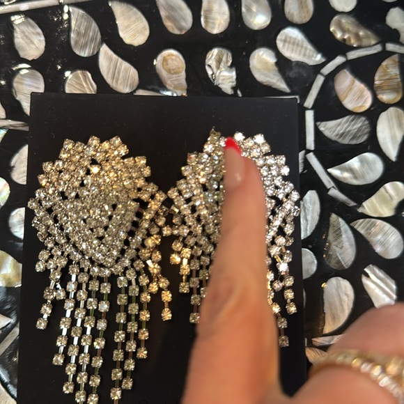 Shashi rhinestone drop earrings - Picture 3 of 5